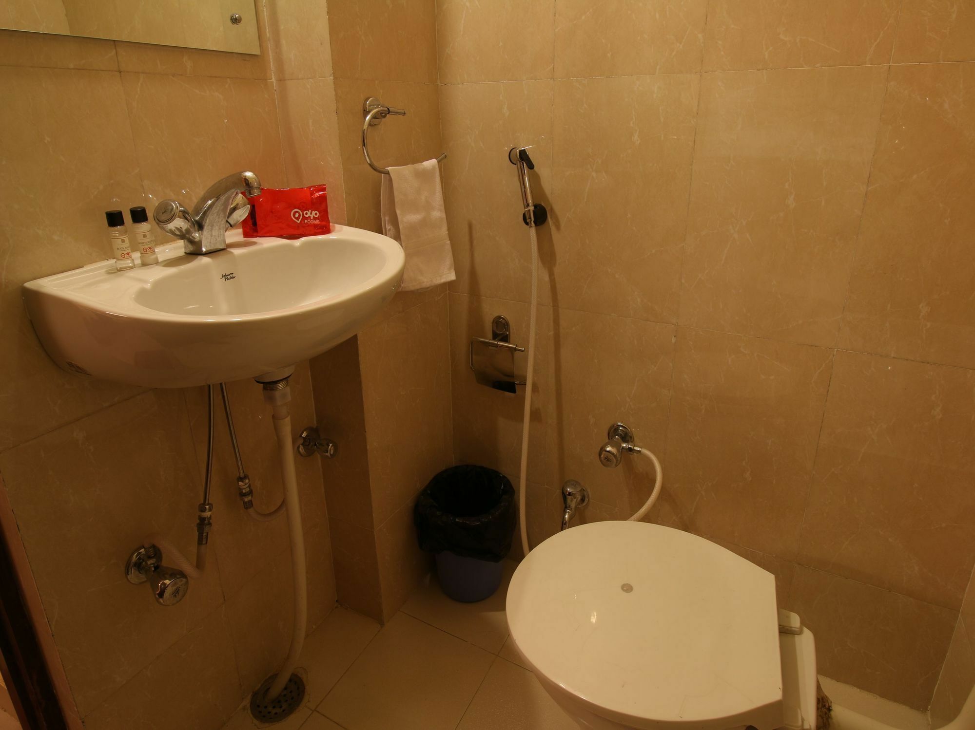 Oyo 2291 Home Stay Mertiya Residency จ๊อดปูร์ ภายนอก รูปภาพ